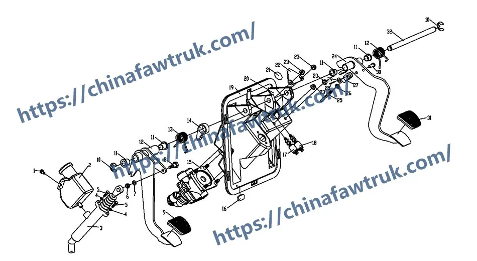 Pedal de embreagem com cilindro mestre