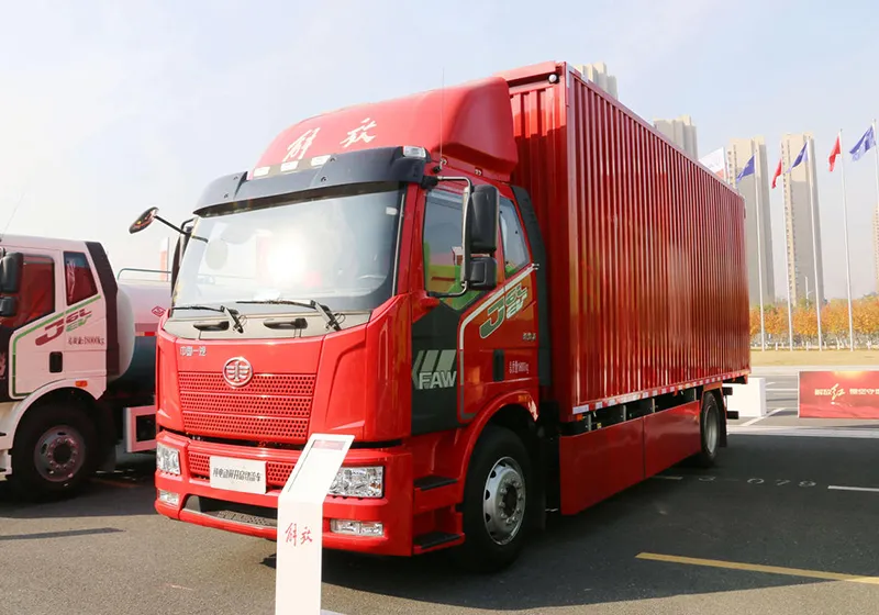 FAW J6L 4x2 18T 7.7m Mid-Cab Pure Electric Wing-Opening Van Logistics Vehicle (CA5180XYKP62L5BEV) 218kWh