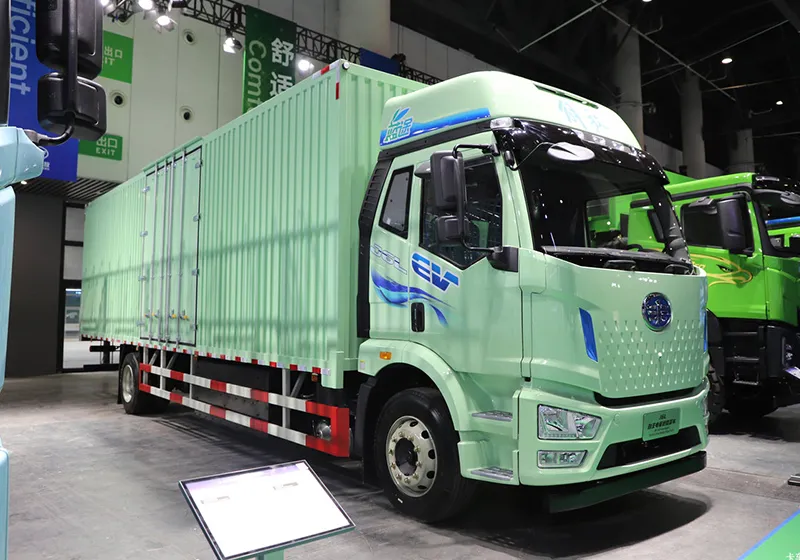 FAW Jiefang J6L 4x2 9.6-meter Pure Electric Box Truck 310kWh