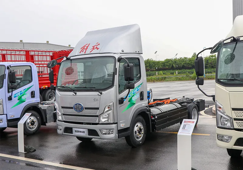 FAW Jiefang Lingtu 4.5T 4.05m Single Cab Fuel Cell Refrigerated Truck (CA5046XLCP40L2FCEVA84) 30.1kWh
