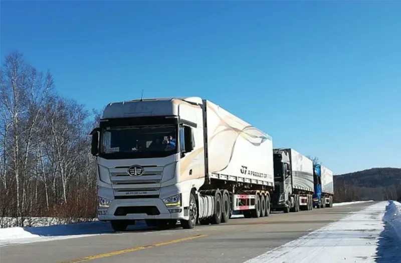 Popular FAW Trailer Truck Models (1)