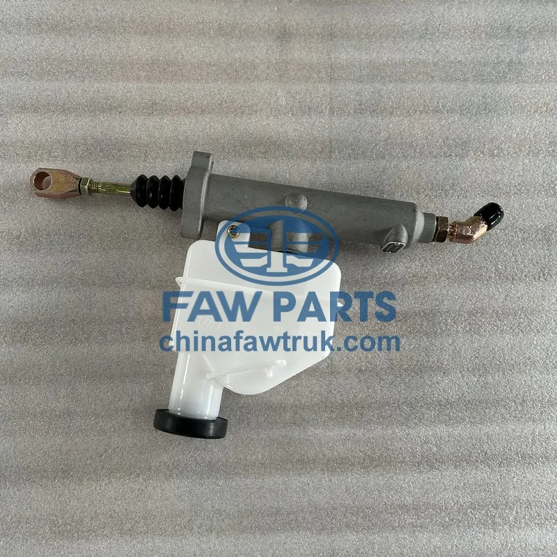 1602110A70A Clutch Master Cylinder Assembly