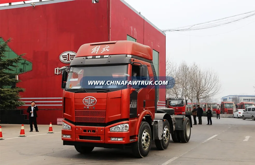 FAW Jiefang J6M Heavy-Duty Truck, 350 HP, 6x2 Tractor