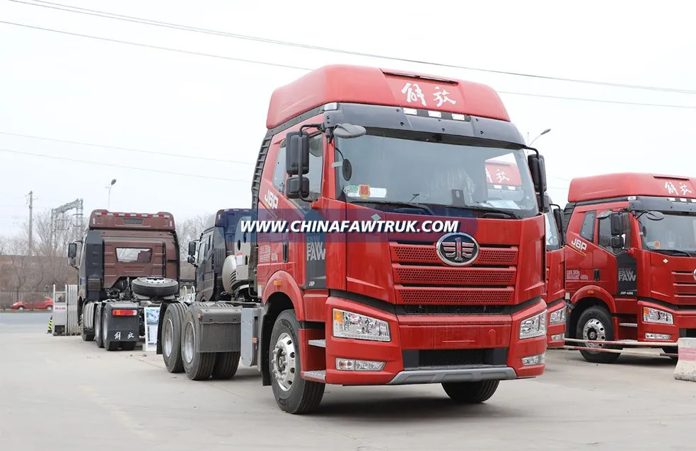 FAW Jiefang J6P Classic Edition 480-horsepower 6x4 LNG Tractor