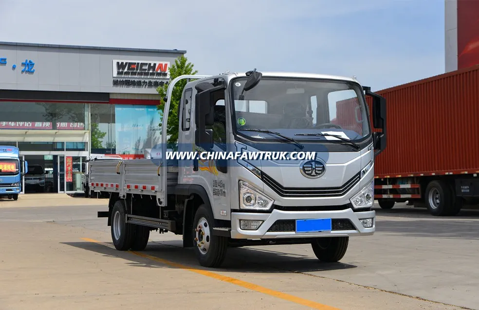 FAW Jiefang Tiger 6G H3 2.5L Diesel, 150 hp, Wanliyang 6-speed transmission, 3.82-meter half-box light truck