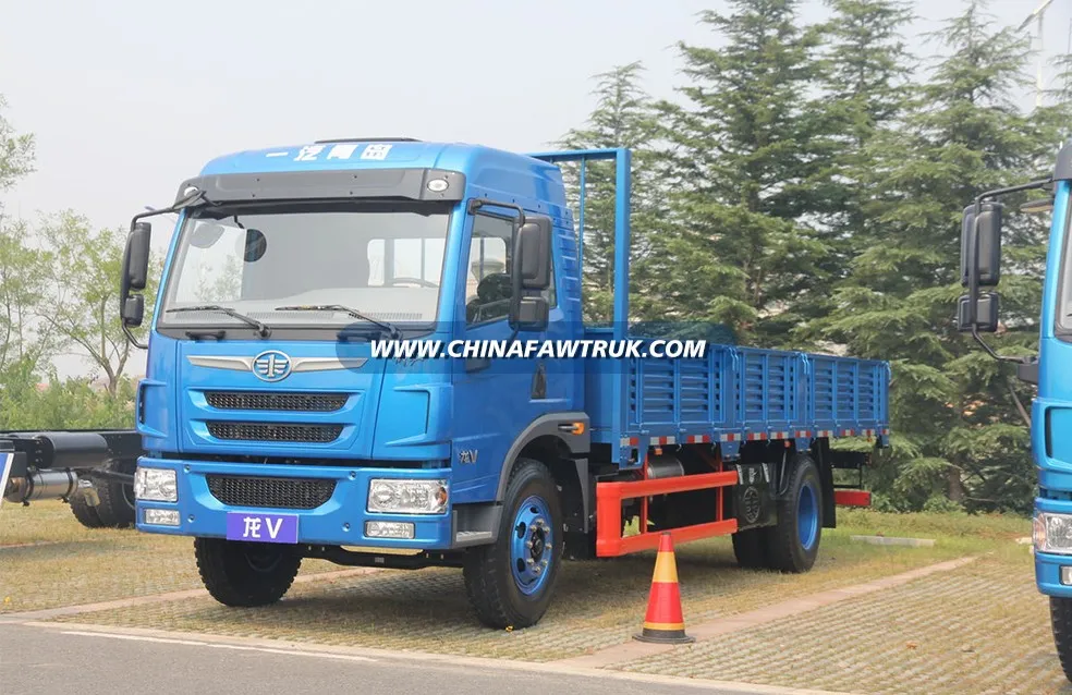 FAW Qingdao Jiefang Dragon V Medium-Duty Truck, 160 HP, 4x2, 6.75-meter half-length flatbed truck
