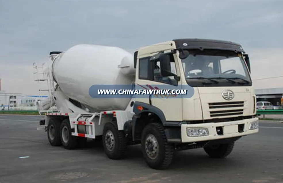 Jiefang Aowei (J5P) 320-horsepower 8x4 Concrete Mixer Truck