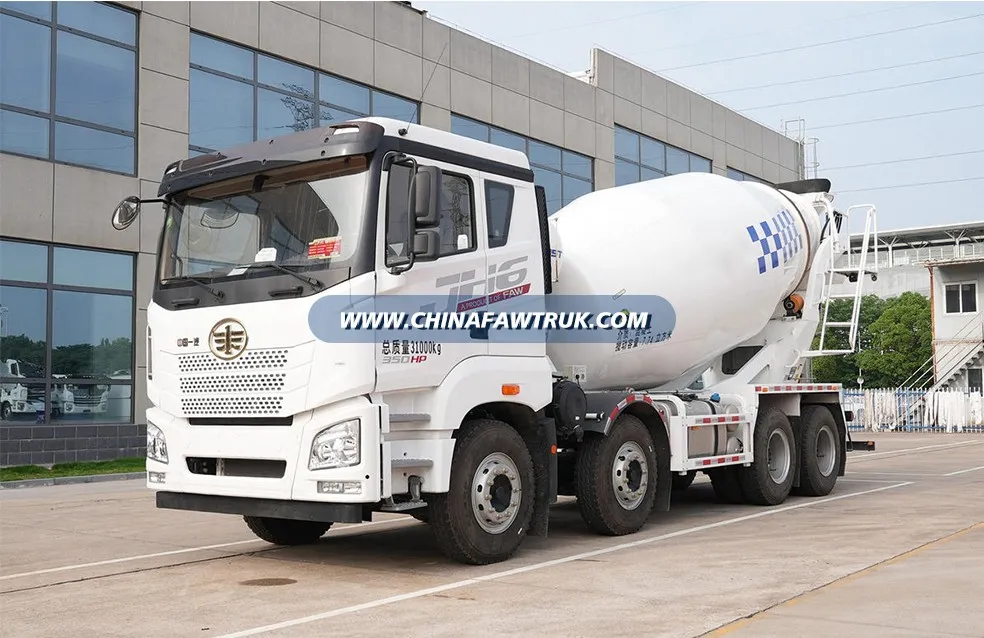 Qingdao Jiefang JH6 350 HP 8x4 7.74-cubic-meter Concrete Mixer Truck