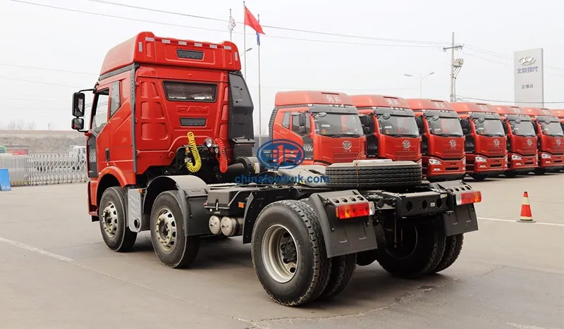 FAW dump trucks row