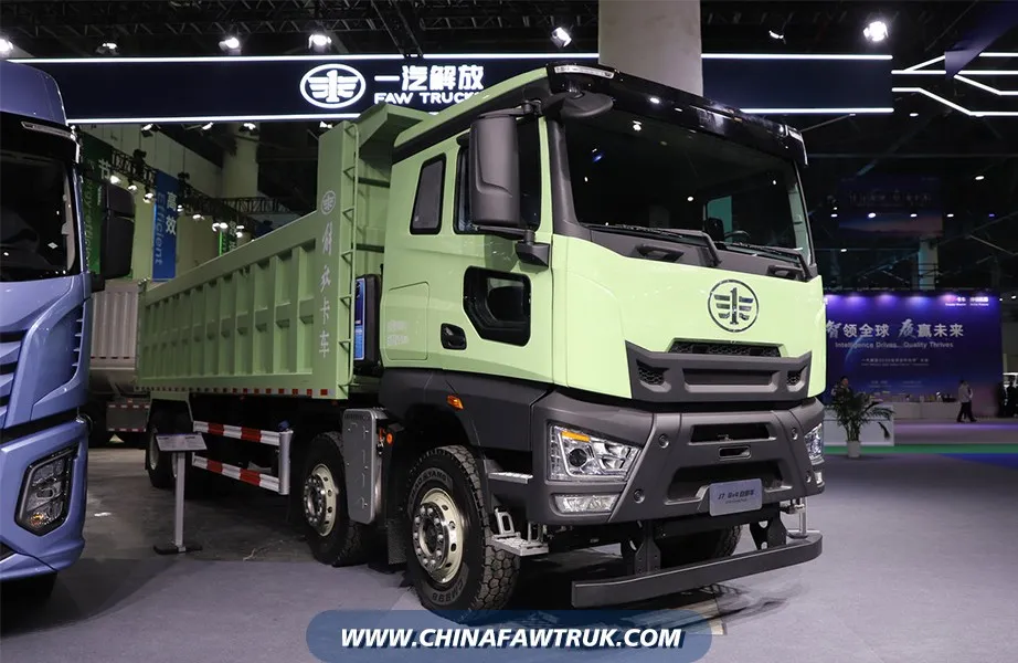 China Truck FAW J7 13.2L Diesel, 640 HP, 8x4, FAW Jiefang 12-speed, 8.5-meter dump truck
