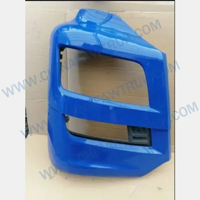 2803035-70Ensemble de pare-chocs UB, Le côté gauche