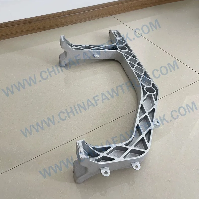 2803551-2000/D Front Bumper Side Aluminum Bracket