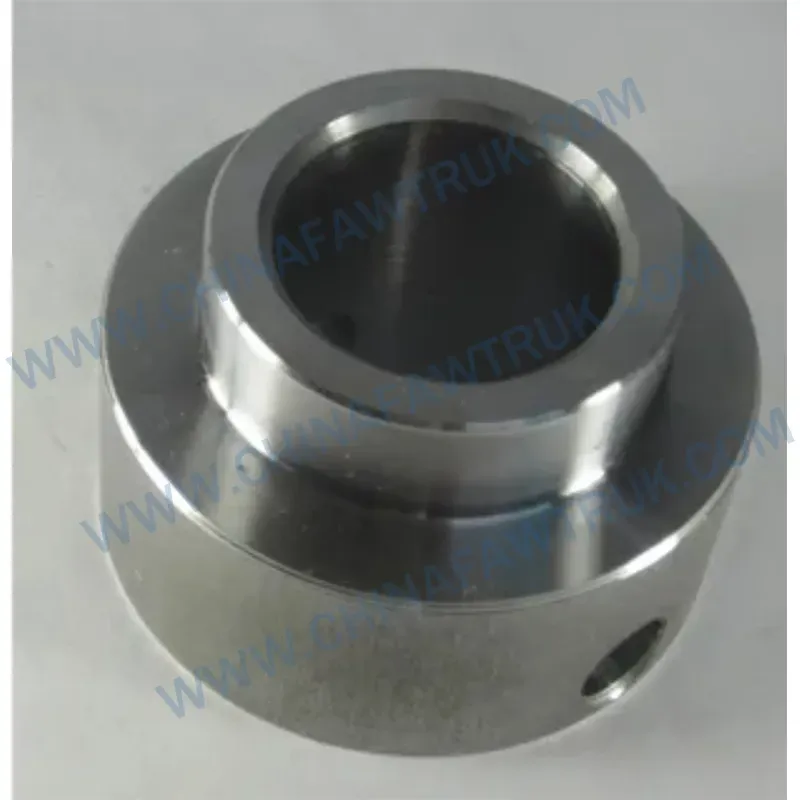 5002019-A01AВтулка на верхней точке крепления гидроцилиндра C (3)