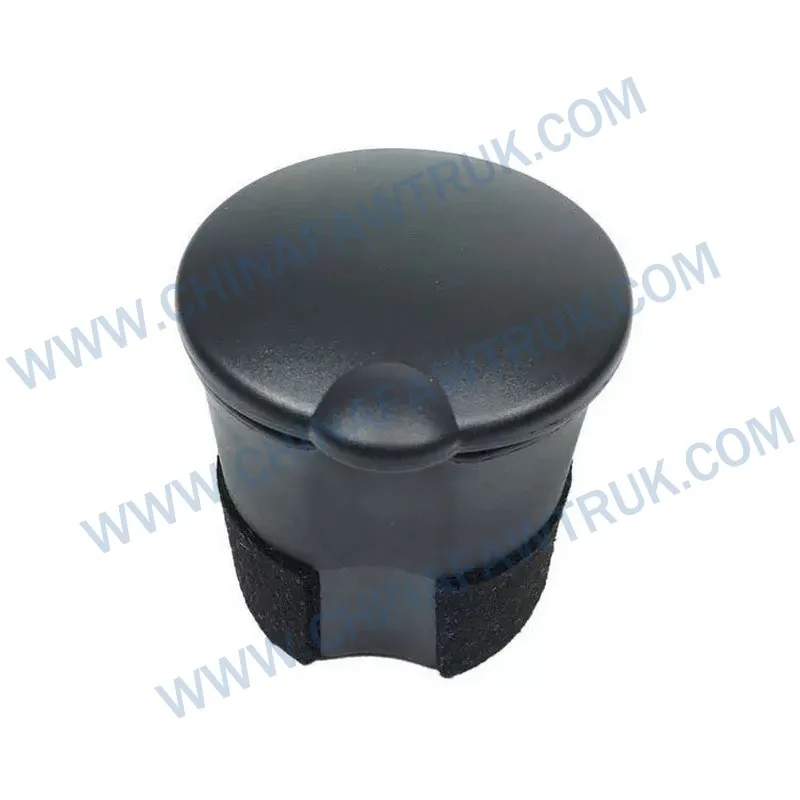 8203010-E06CAshtray, dashboard ashtray1