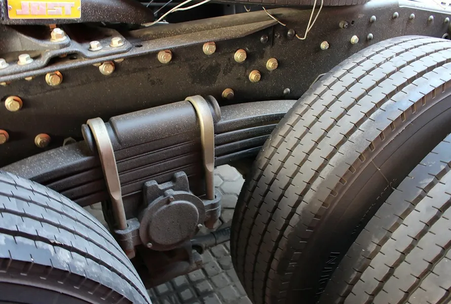 Faw 500hp J6p Tractor Truck-Chassis (6)