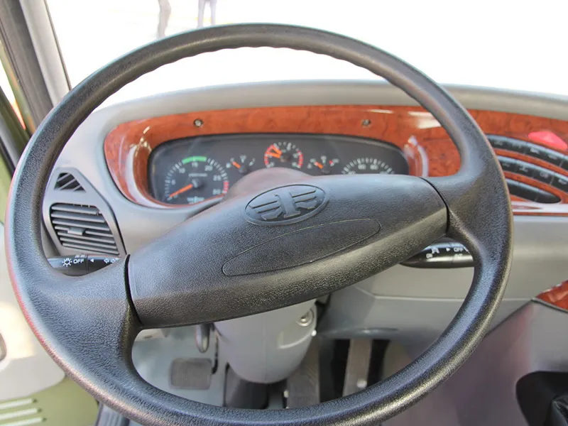 Faw J5p Truck 290hp 6x6-Cabin (3)